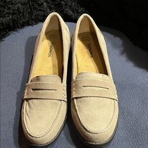 NWOT- Sonoma Women's Beige Suede Loafers (SZ.8.5 Med)
